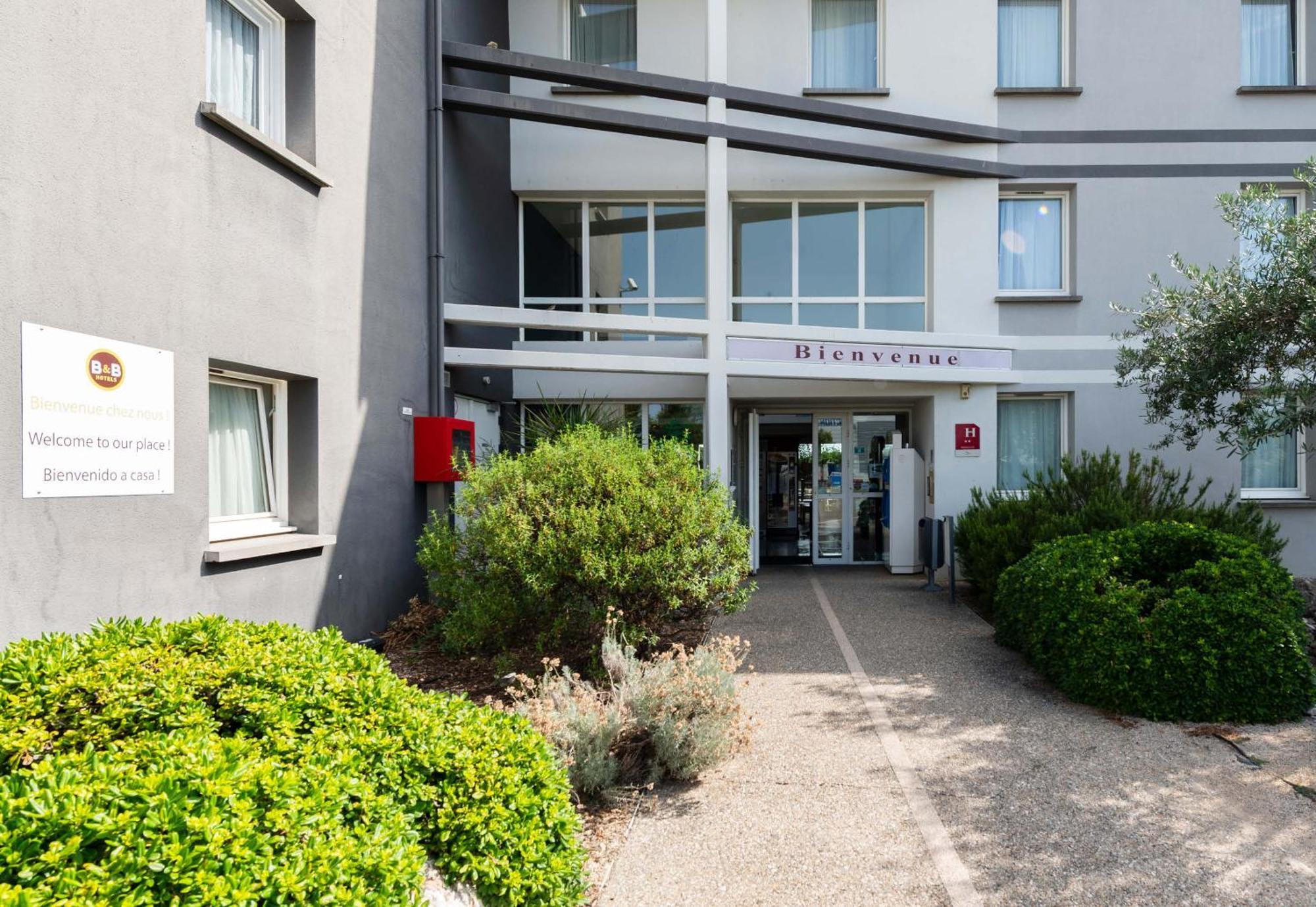 B&B Hotel Montauban Hotel